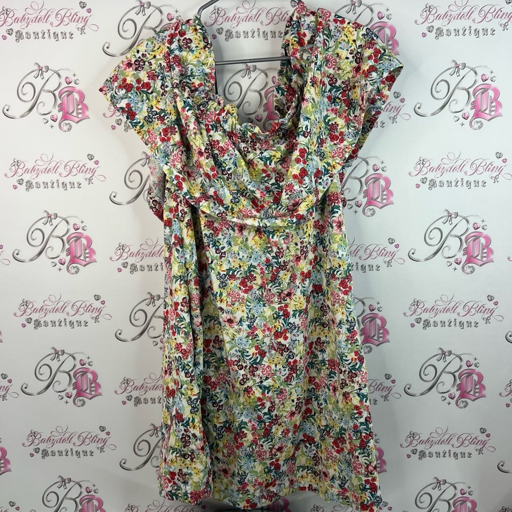 H&M dress ruffle flowers multicolor Floral Knit Dress - Pink and Green